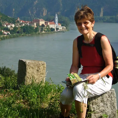 Dangl بيت ريفي 3*